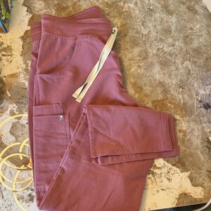 Figs Boot Cut & Flare Scrub Pants in Mauve